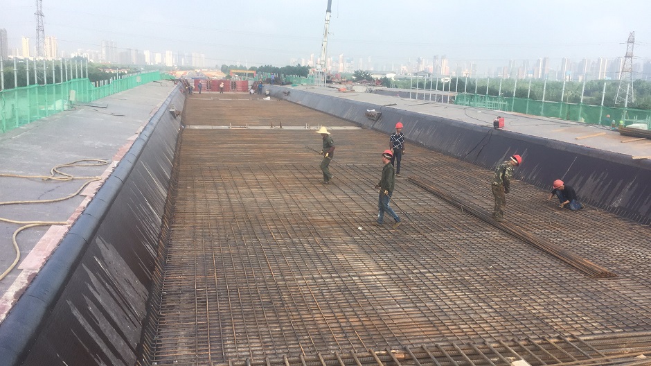 1561620582335824.jpg 3.主线右幅第二联上底腹板钢筋.jpg