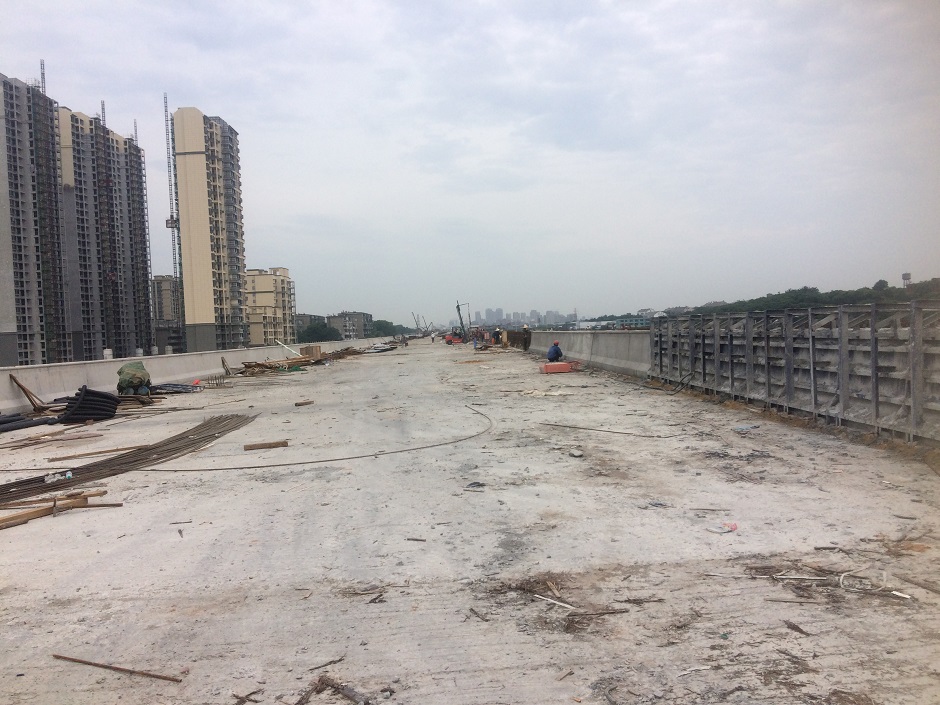 1561620643508892.jpg 5.主线防撞墙.JPG